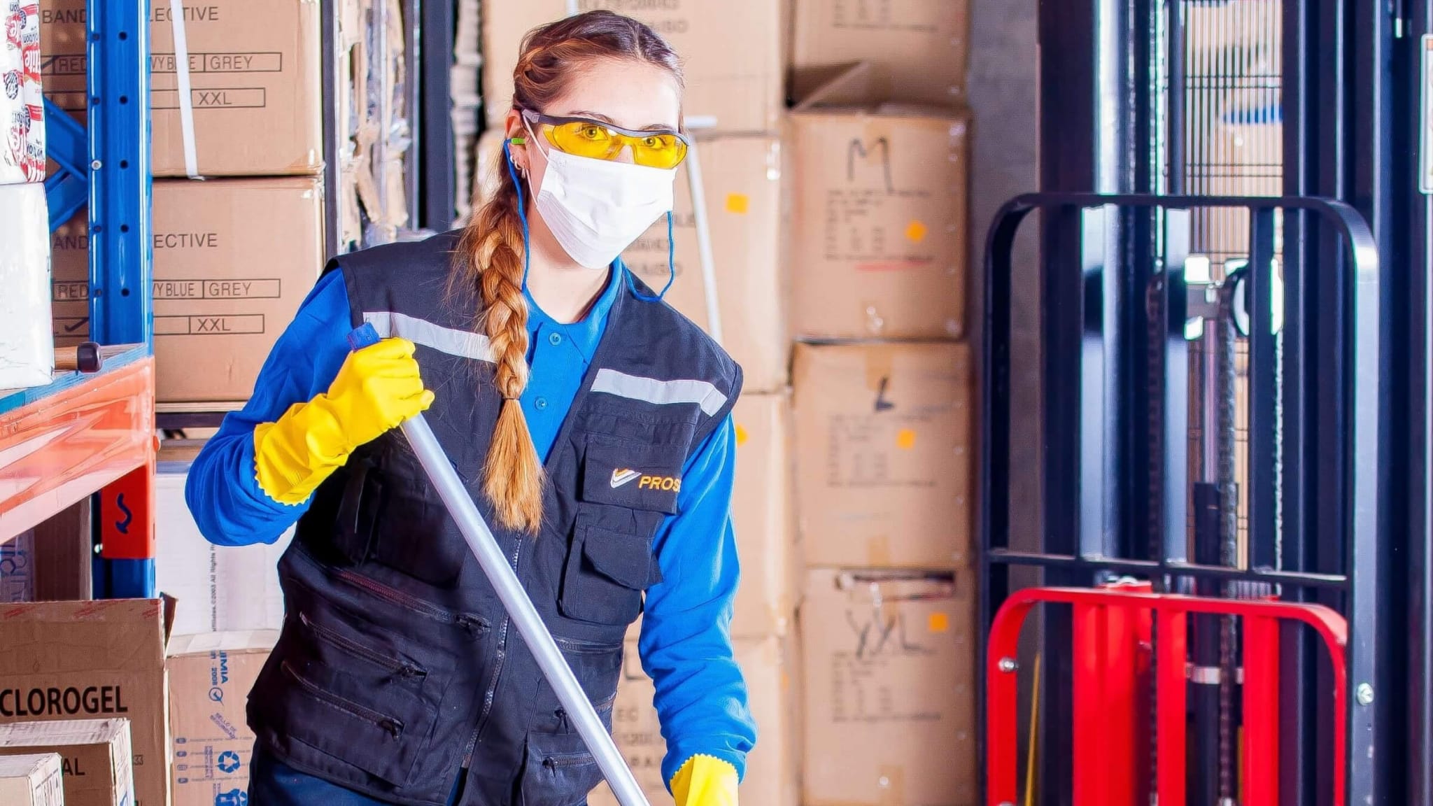 Hospital Housekeeping Management System based on IoT iBeacons